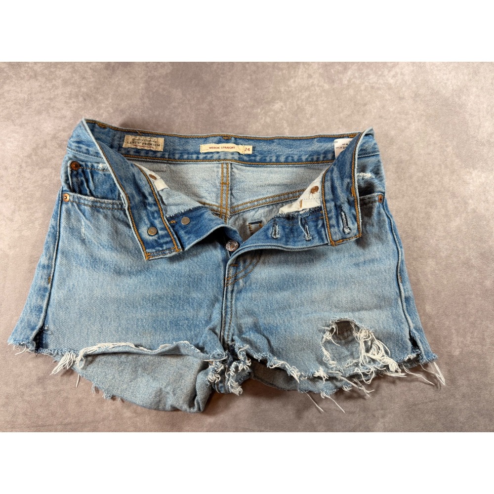 Levis Distressed Denim Shorts Light Wash Blue Size 24 - Picture 2 of 4